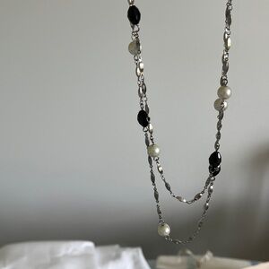 Silver black & pearl costume necklace